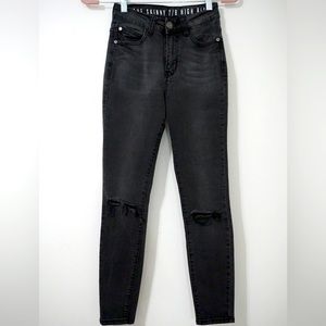 Cotton On The Skinny High Rise Black Wash Distressed Jeans. Size 2.